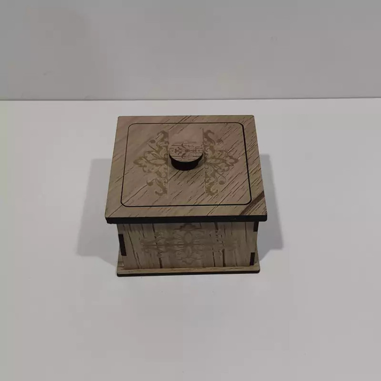 قندان ( و جاشکلاتی و جا آبنباتی) چوبی(ام دی اف3میل) طرح دار(طرح اسلیمی)کوچک