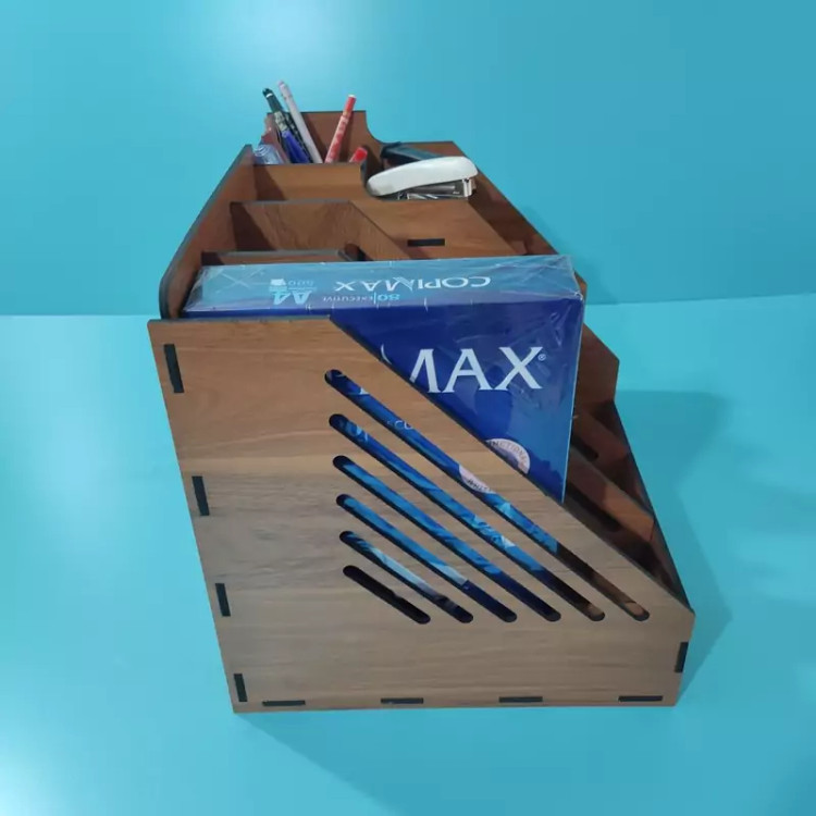 نظم دهنده 3خانه کتاب و 5خانه لوازم التحریر (چوبی) قهوه ای