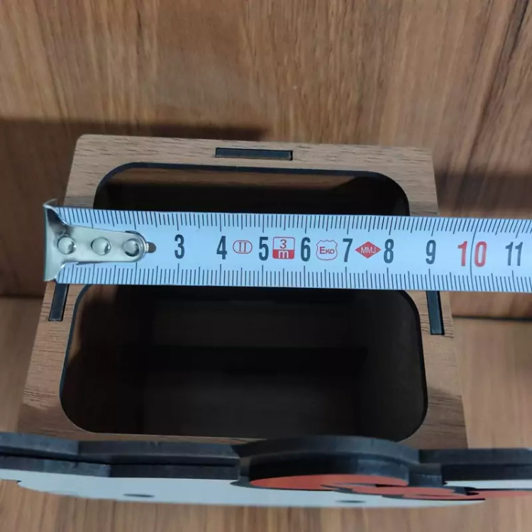 جامدادی رو میزی با طرح گربه (کیتی) با کد D-6