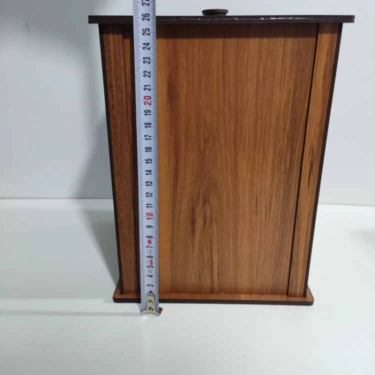 سطل زباله ساده همراه با درب طرح دار