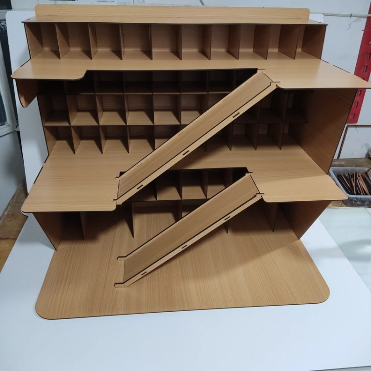 پارکینگ طبقاتی کودک بازی و سرگرمی