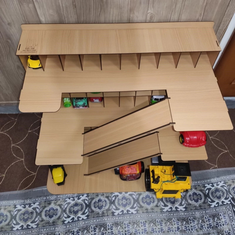 پارکینگ طبقاتی کودک بازی و سرگرمی