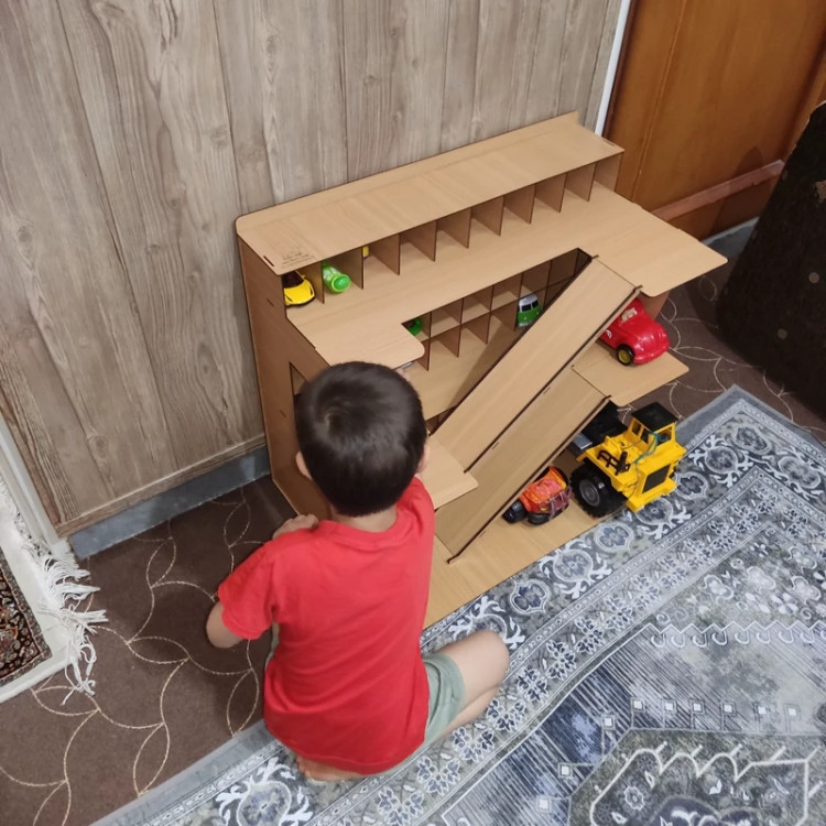 پارکینگ طبقاتی کودک بازی و سرگرمی