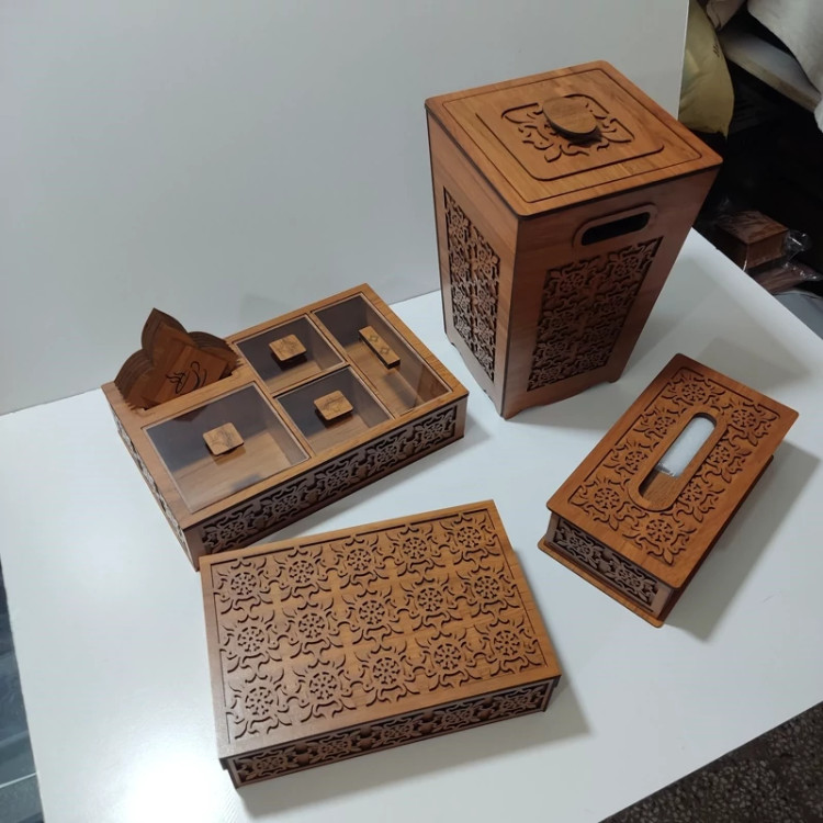 ست پذیرایی جعبه خشکبار و شکلات و جا دستمالی و جاکاردی و سطل زباله