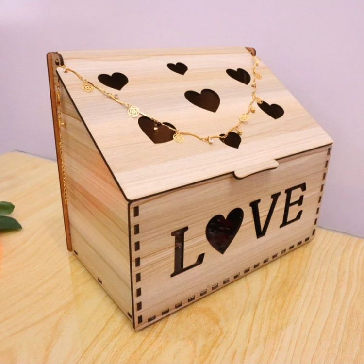 جعبه نگهداری زیورآلات و اکسسوری طرحLOVE